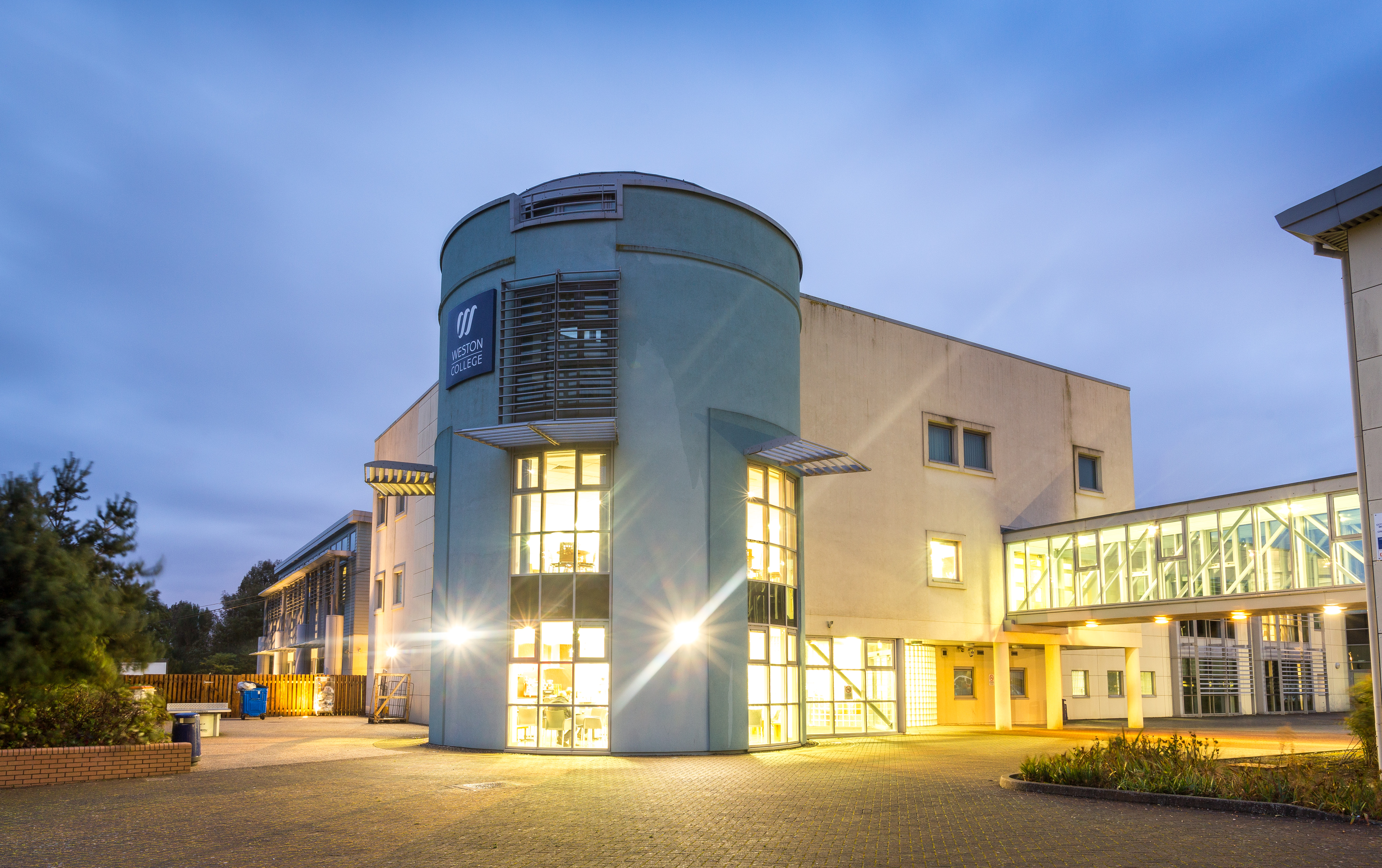 front of loxton campus